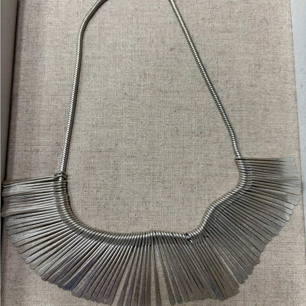 Stella & Dot Essential Fringe Necklace